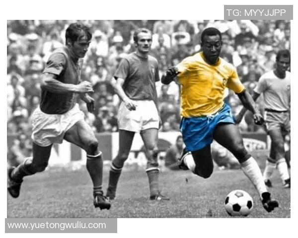 探讨足球明星中谁的力量最为强大及其背后的训练秘诀 探讨足球明星中谁的力量最为强大及其背后的训练秘诀