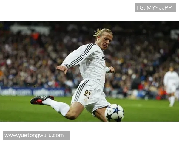 足球巨星之间的激烈对抗与互相羞辱引发的舆论风暴